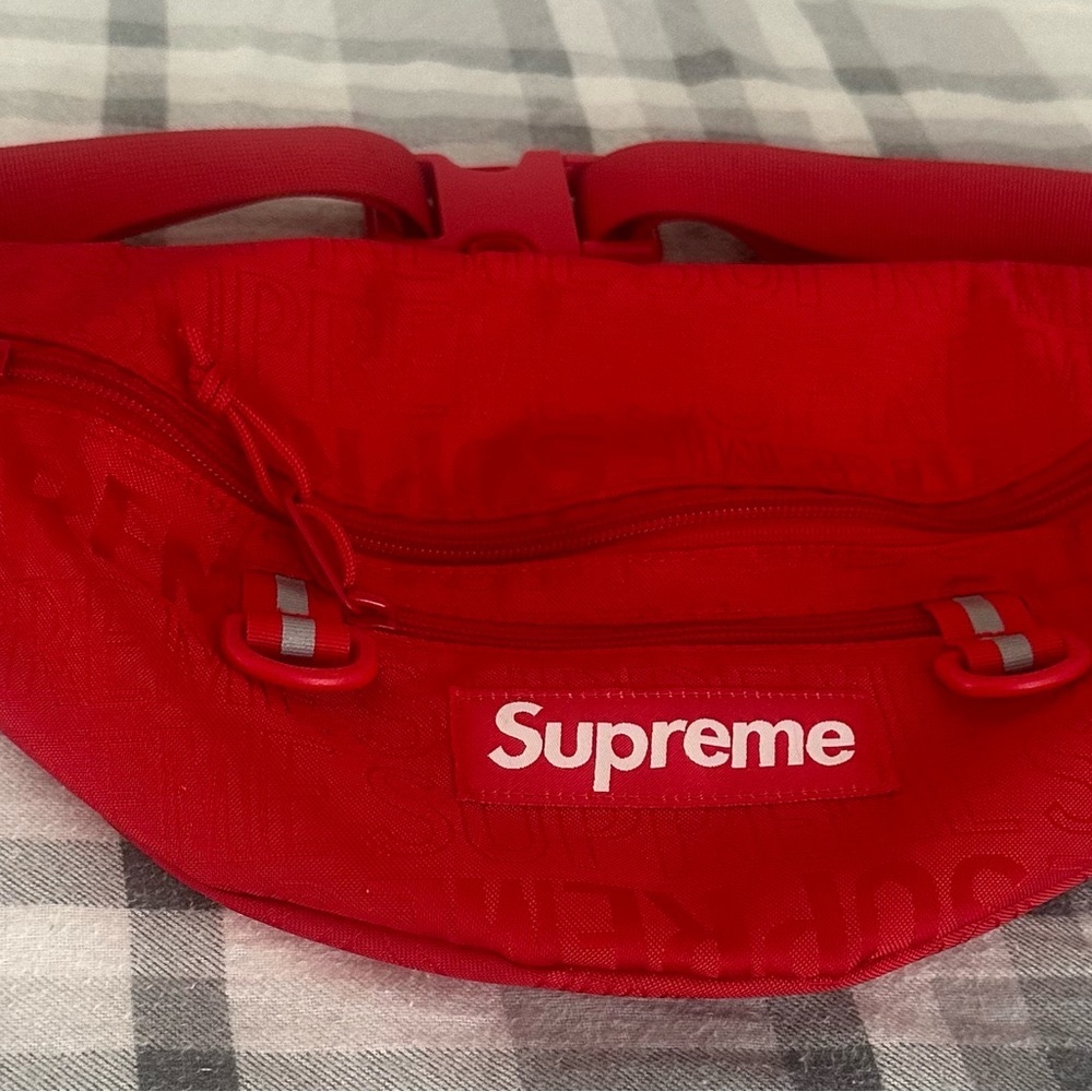 Supreme SS19 Red Waistband Day Bag Fanny Pack
